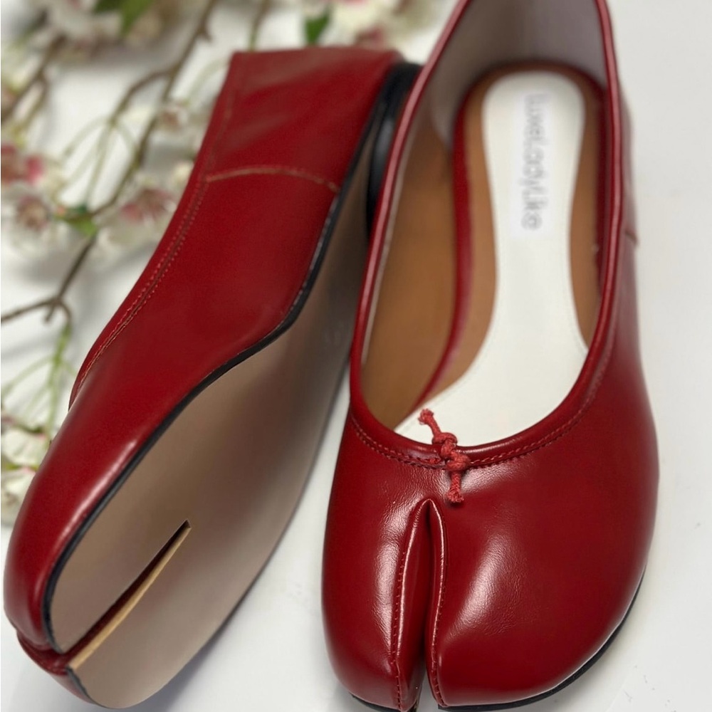 Red Tabi Ballet Flats